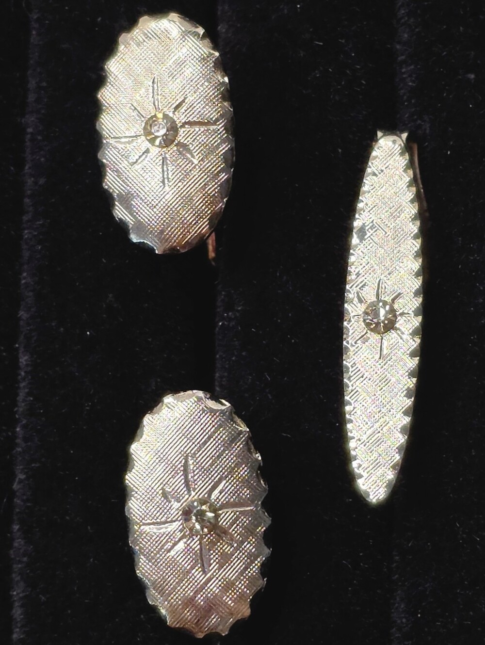 Vintage Silver Tone Cufflinks & Tie Clip Set Starburst Engraved Crystal Accent